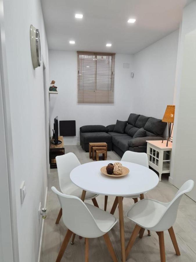 マドリードApartamento Pet-Friendly En Atocha By Bebalmyアパートメント エクステリア 写真
