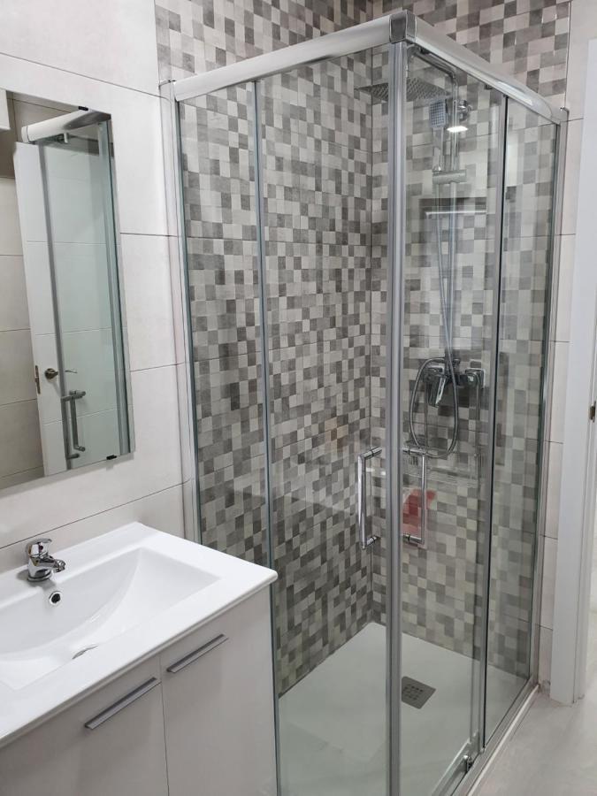 マドリードApartamento Pet-Friendly En Atocha By Bebalmyアパートメント エクステリア 写真